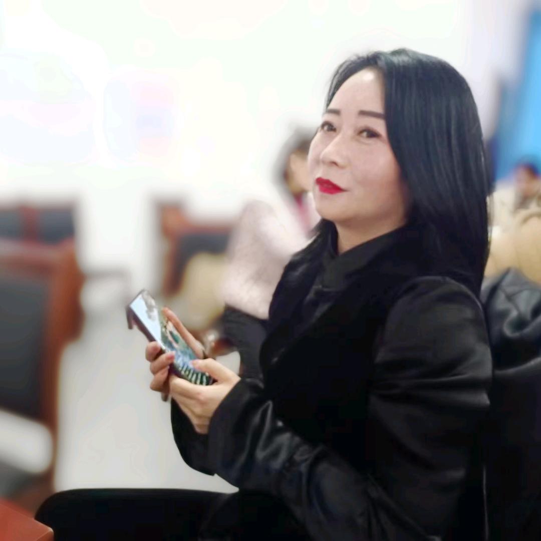 杨臻清