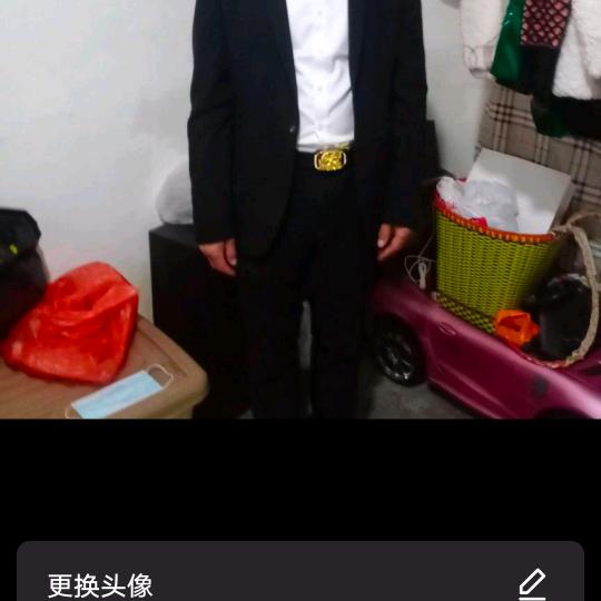 何飞扬4272417573988