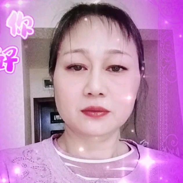 罗琼