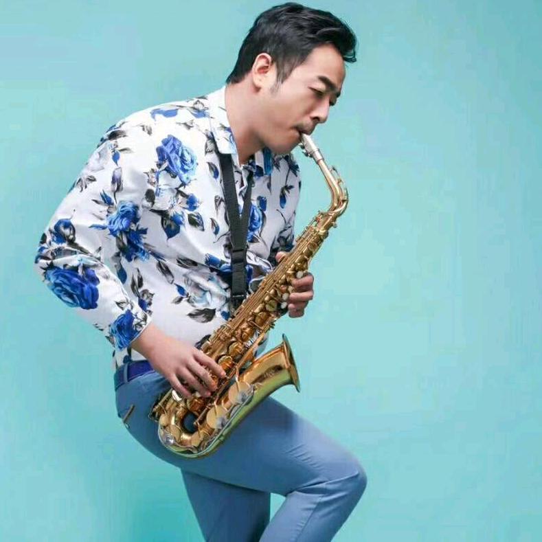 跃桉