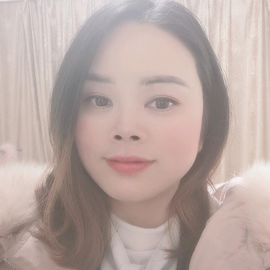 南阳市卧龙区艾雅黛莲娜美容店