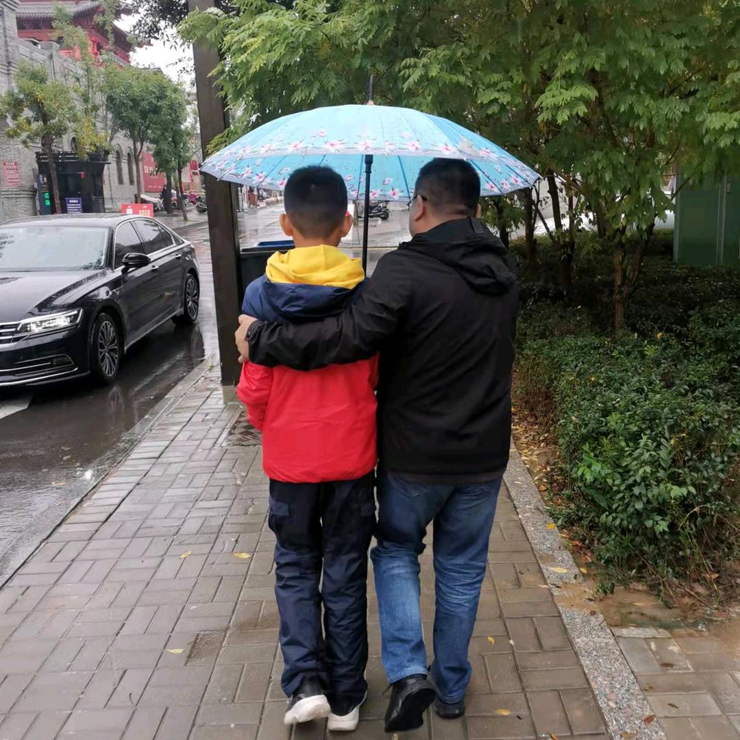逗馨哥