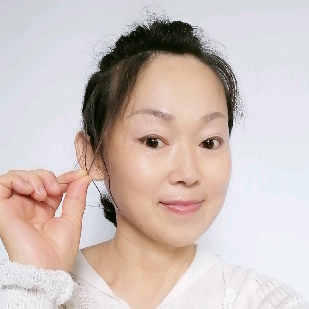 嗨~👀微笑😁多一点