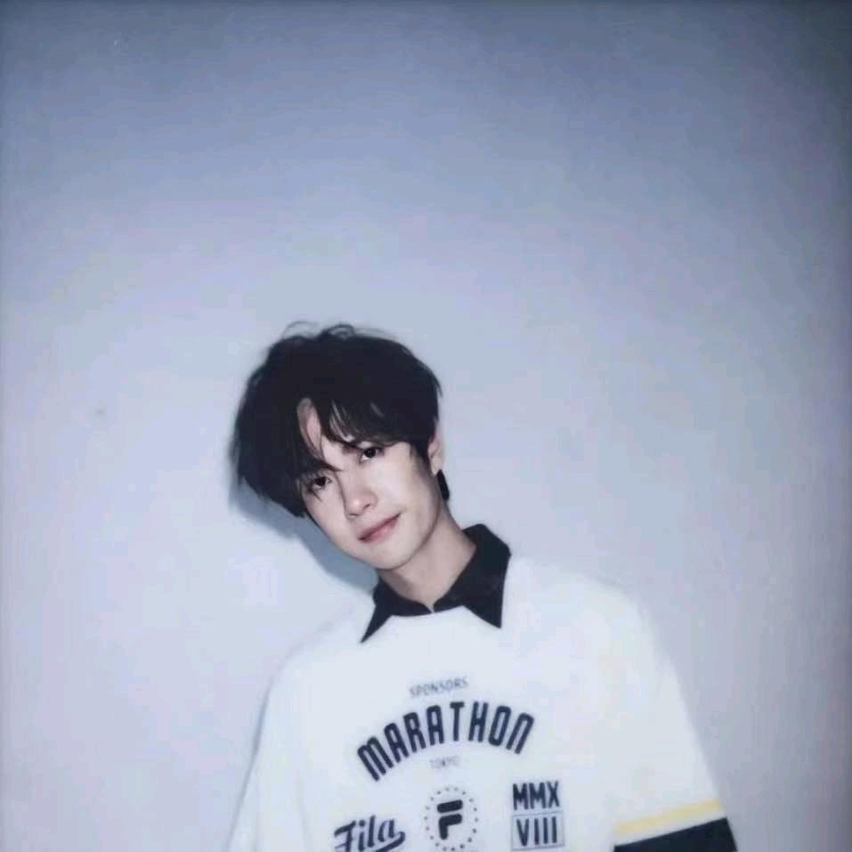 苏啦啦啦🌻