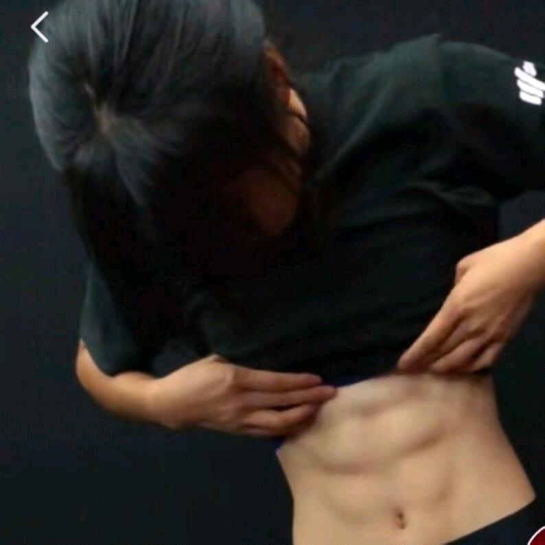 微笑V