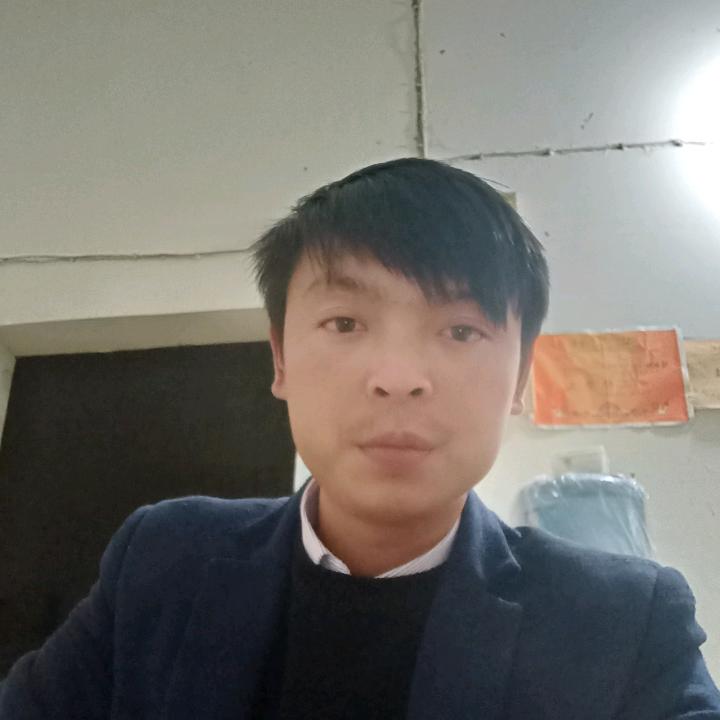 大量出售青杠木柴