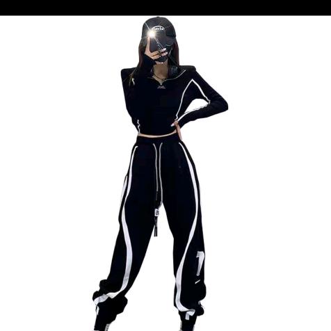 ✪ω(｢･ω･)｢嘿 我有三宝(๑><