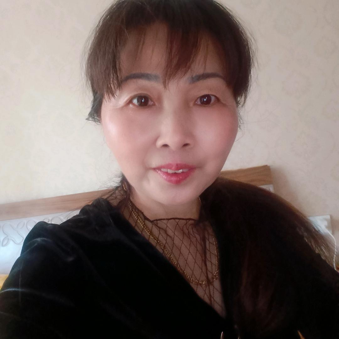 曹翠英