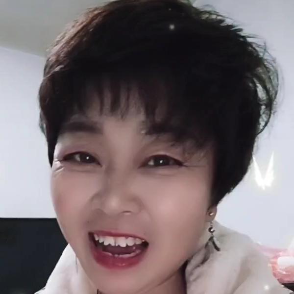 婷婷玉立