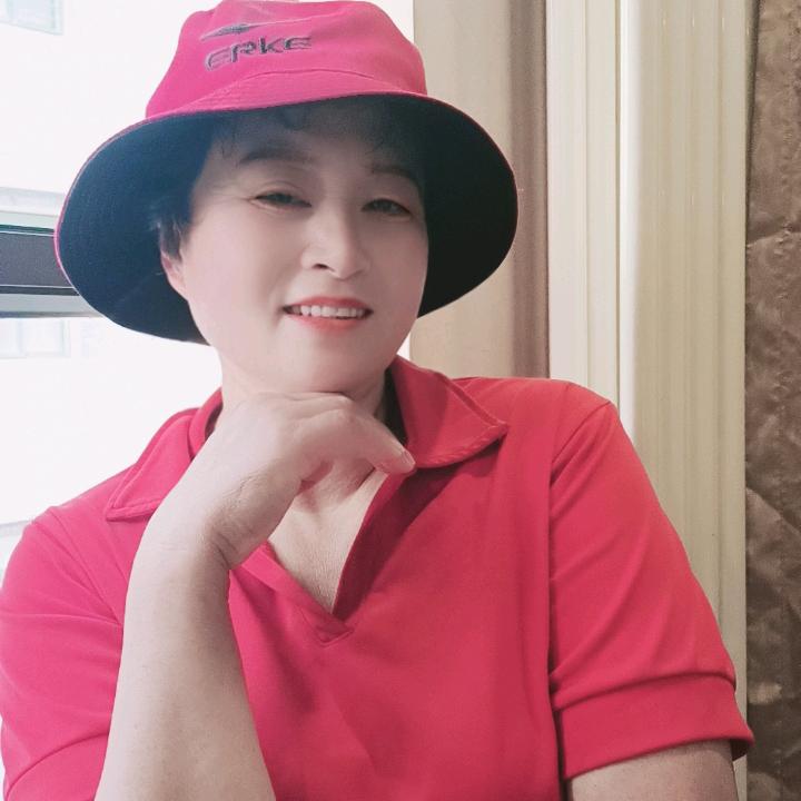 农村凤姐早上9点四十开播(周末休息)