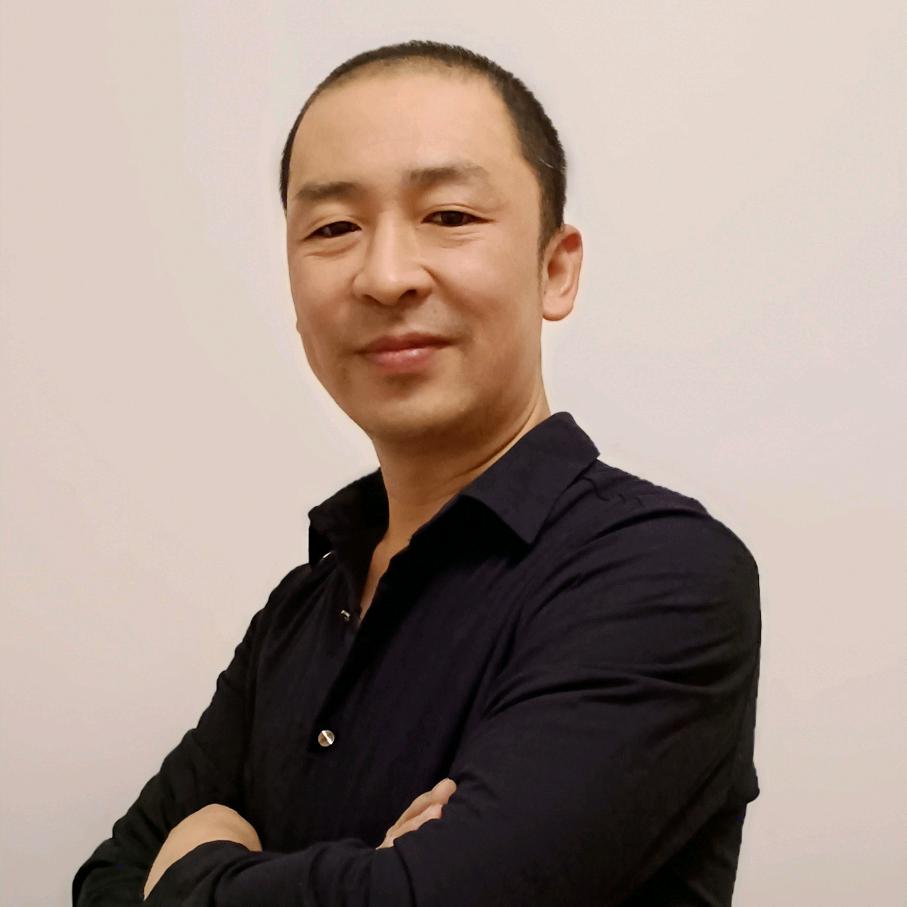 延安冯师贴瓷砖