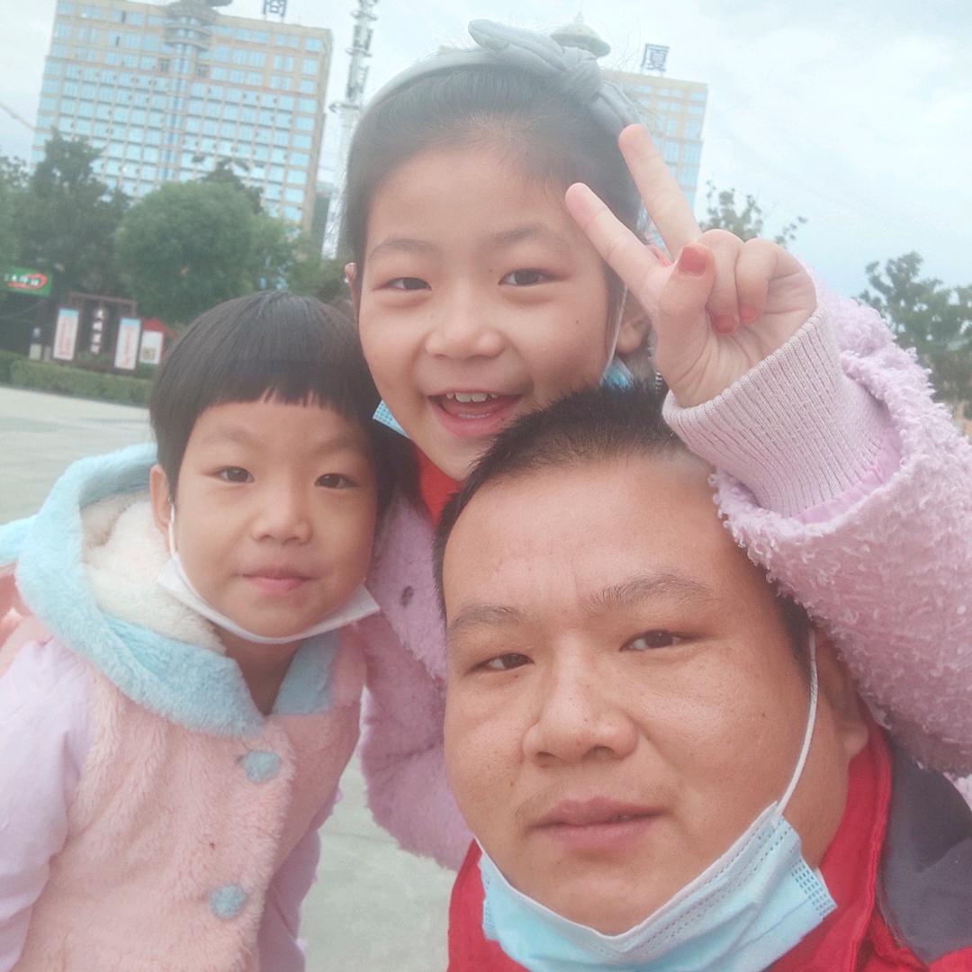 liang.z