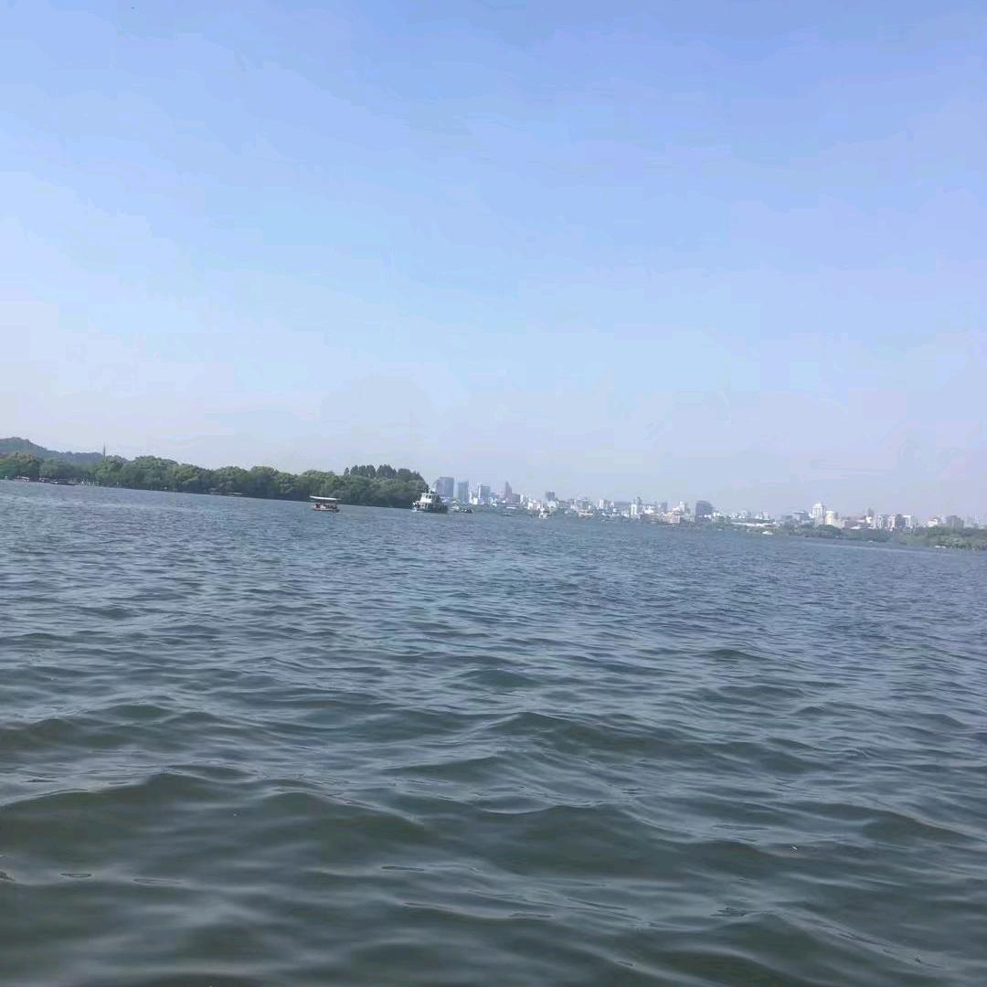 微笑着落泪