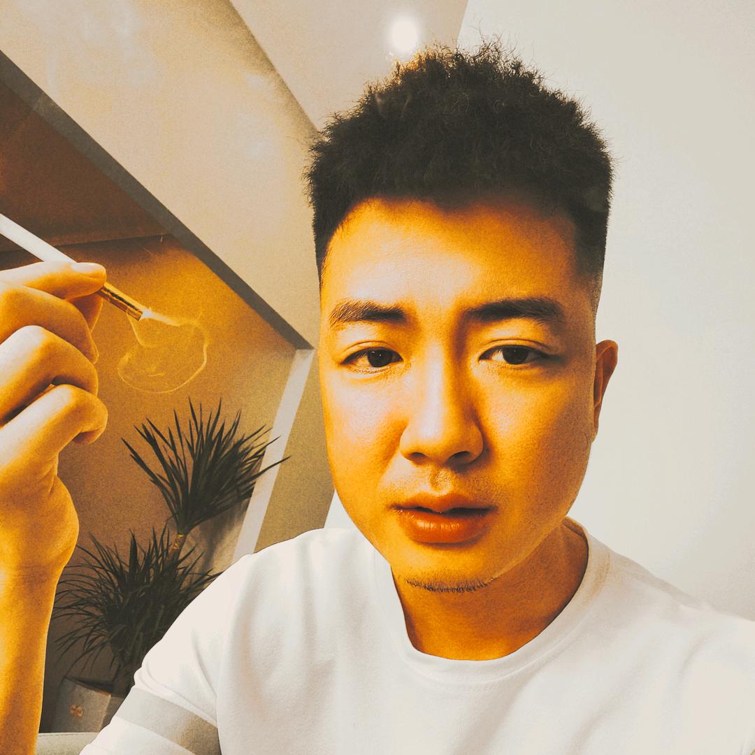 某人