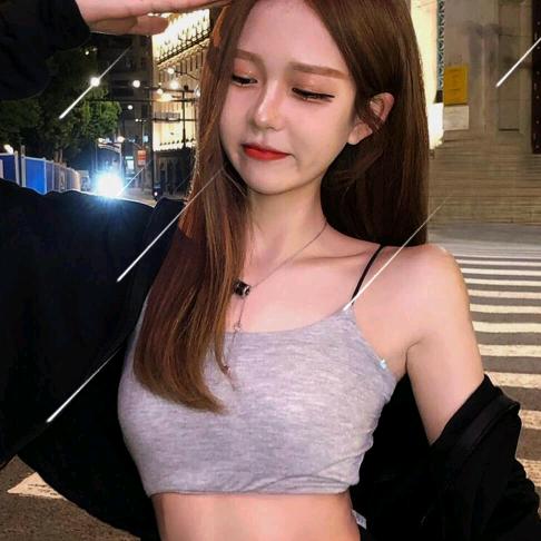 (˘͈ᵕ ˘͈❀)♪٩(´ω`)و♪妞"