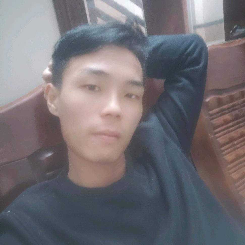 啊龙，在工地
