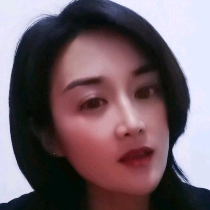 临朐县唯衣女装服装店