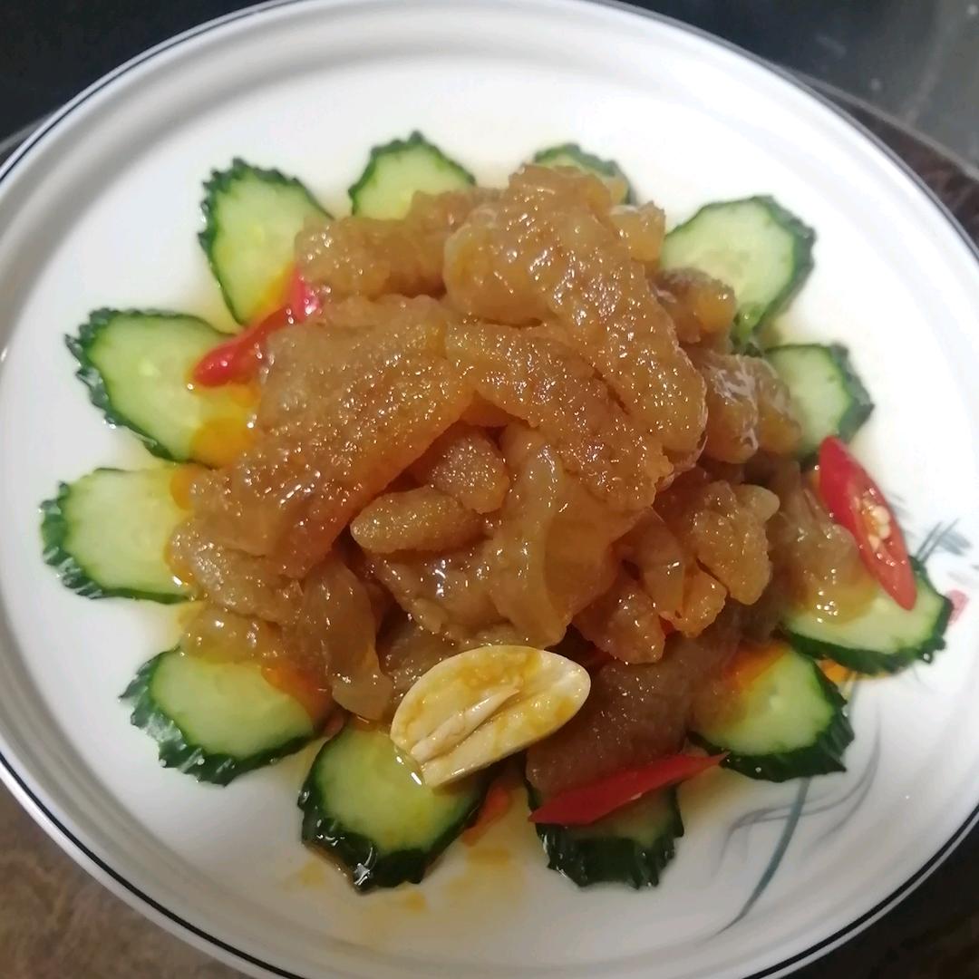 第三中学对面东坡饭庄！