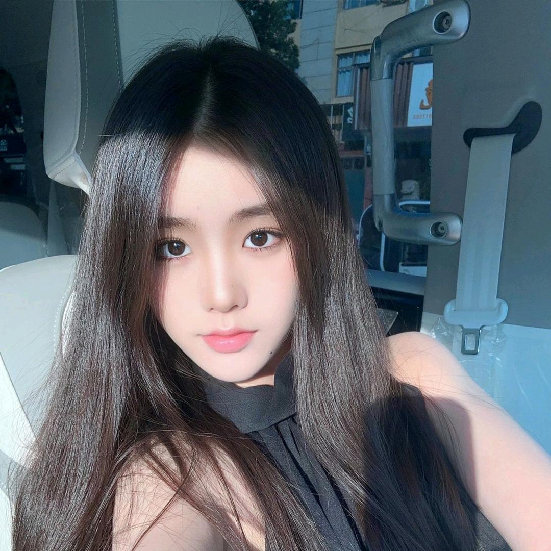 @小嘟嘟👆👆👆