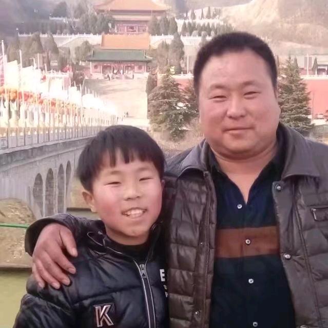雪花滿天飄