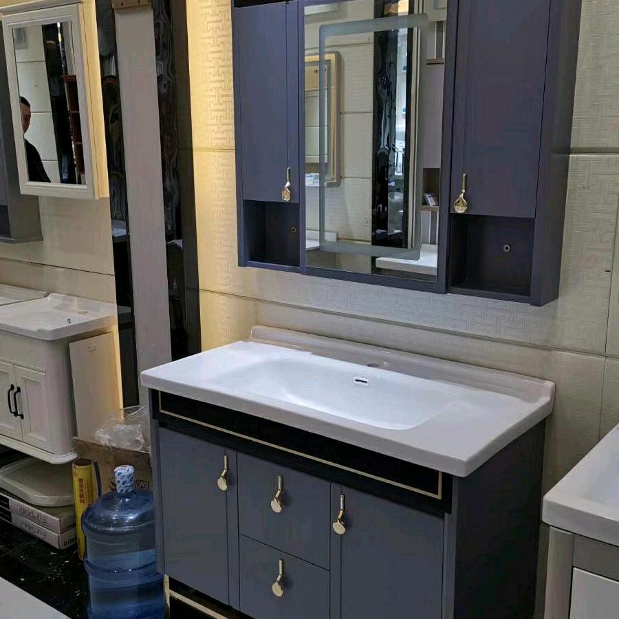 哈巴河县海潮材料店 包工包料 家装 工装