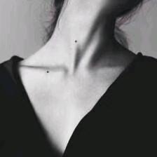 困困土豆泥. ૮₍˶•.