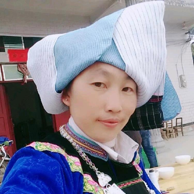 王由芬