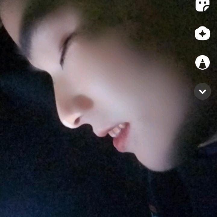 伤心的我。