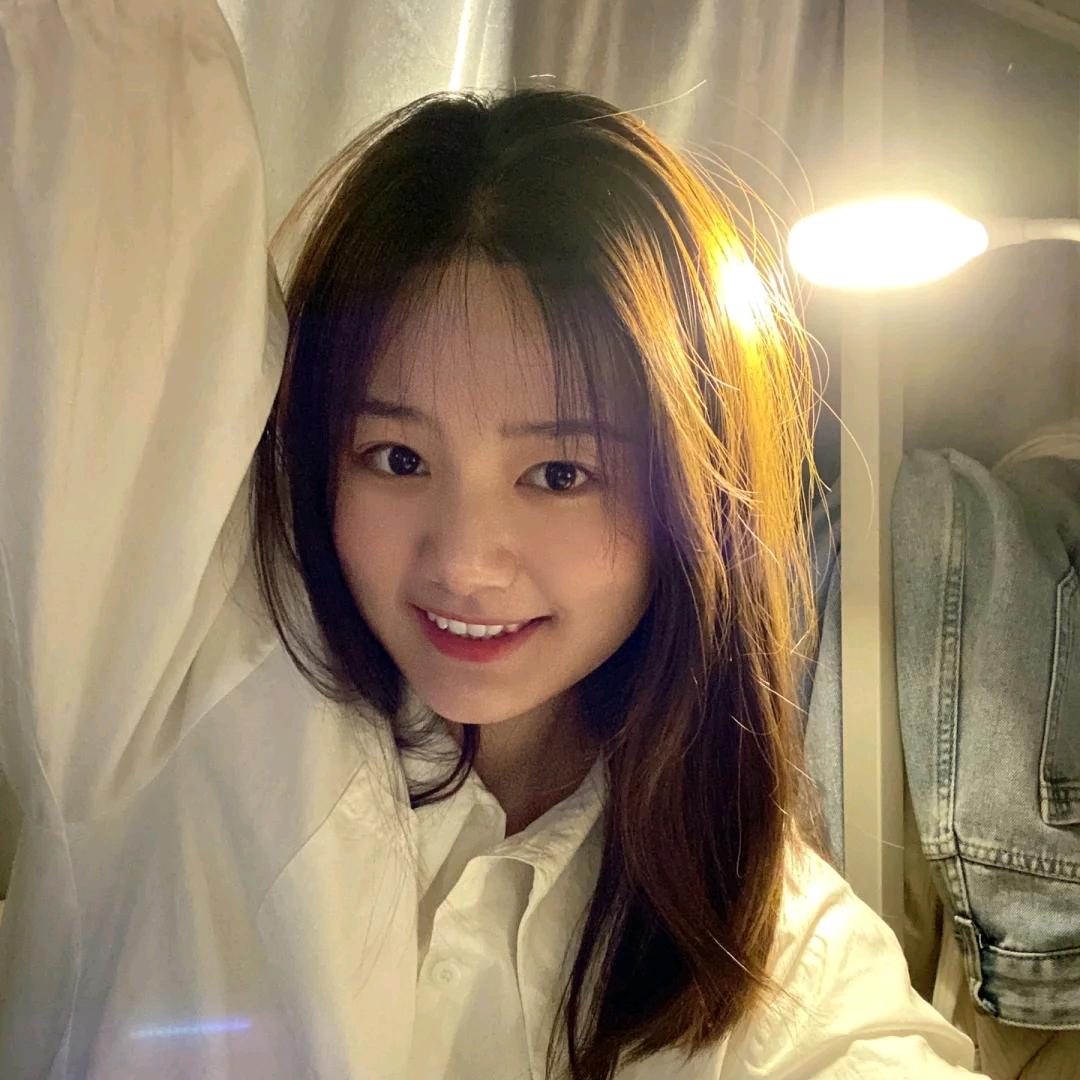 小月月⁵⁸⁸
