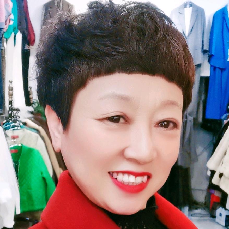 胖衣尚服装