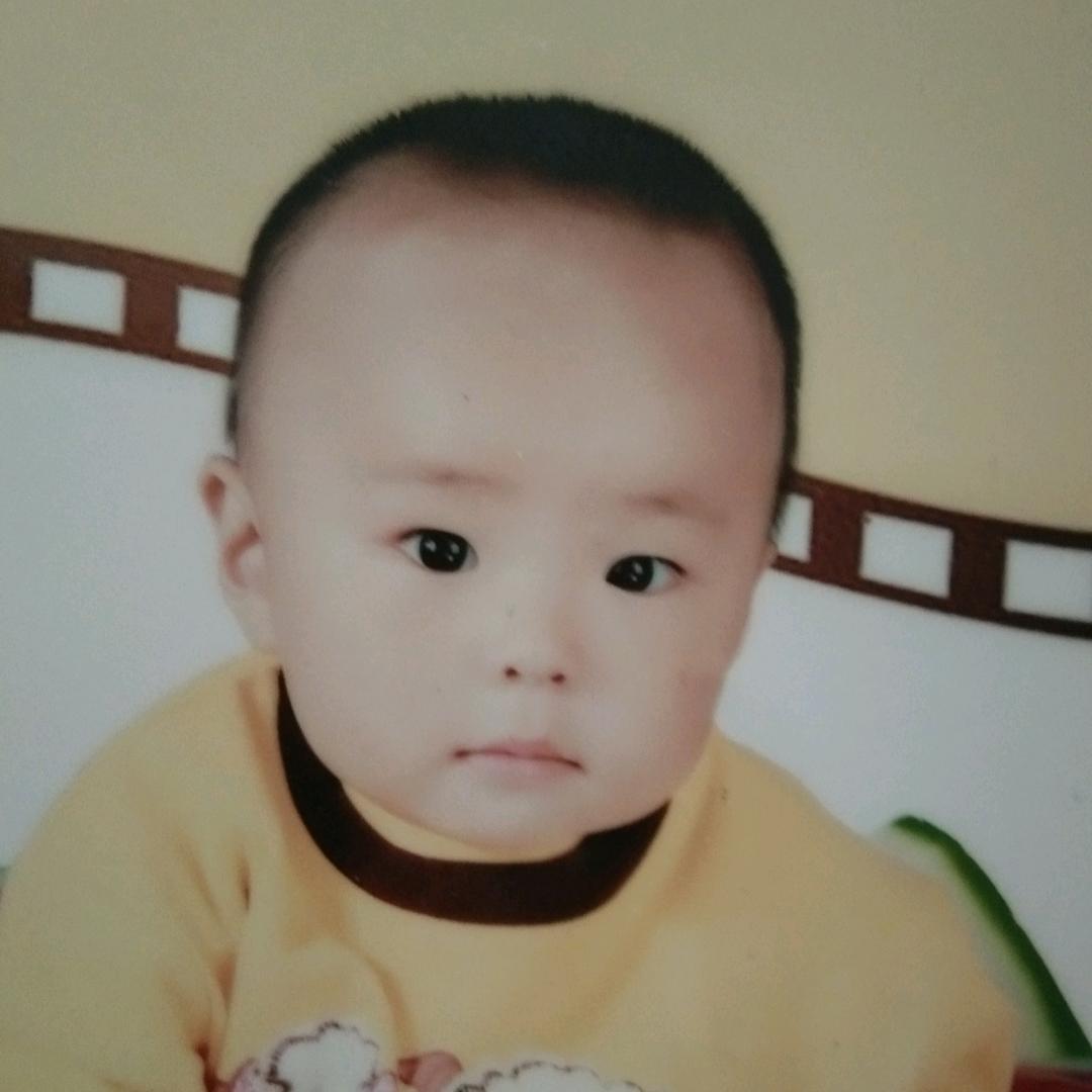 雨中漫步🌹🌹