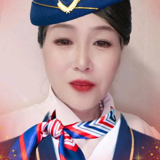 孔雀蓝天我很自信阳光