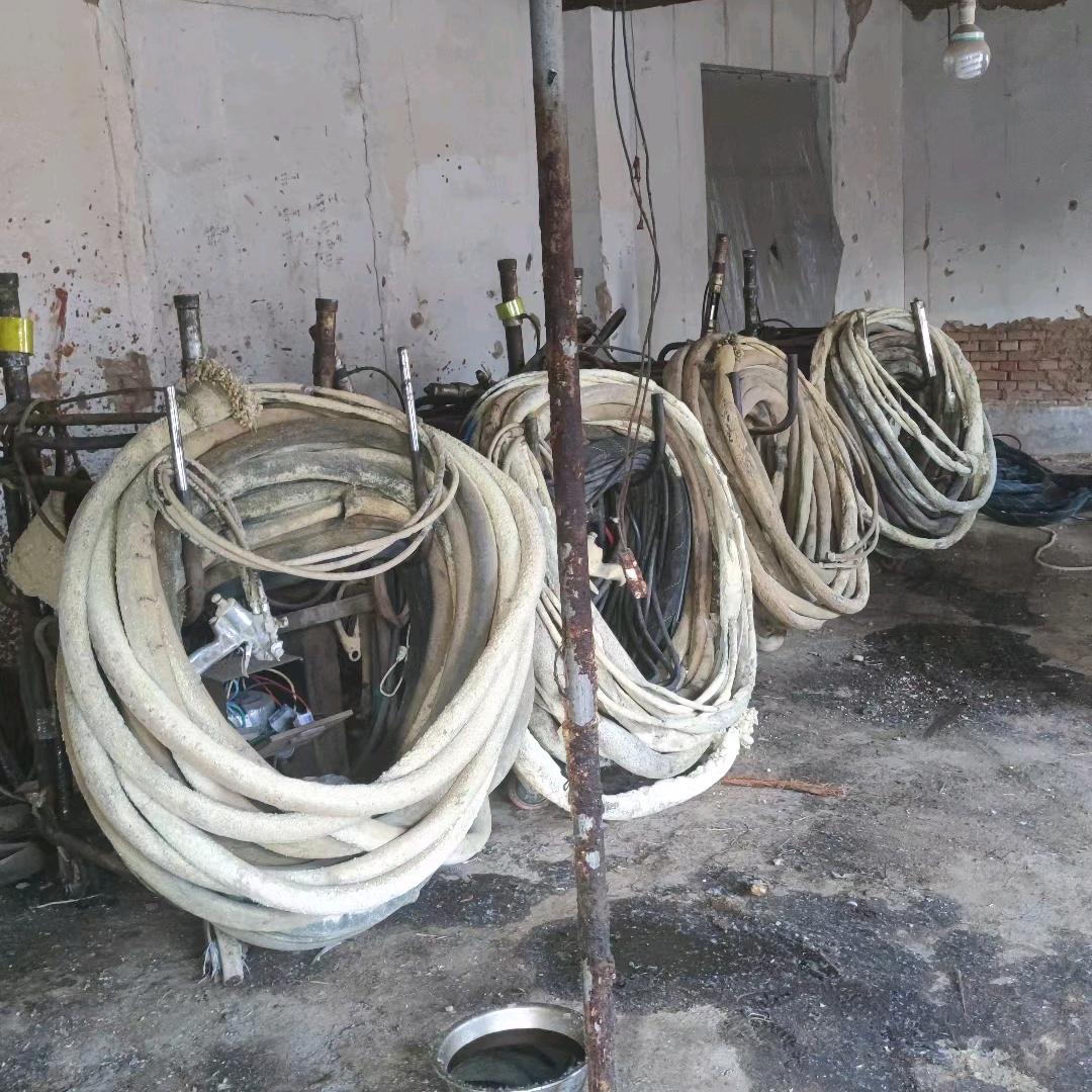 安徽聚氨酯硬泡喷涂施工铝皮管道保温施工