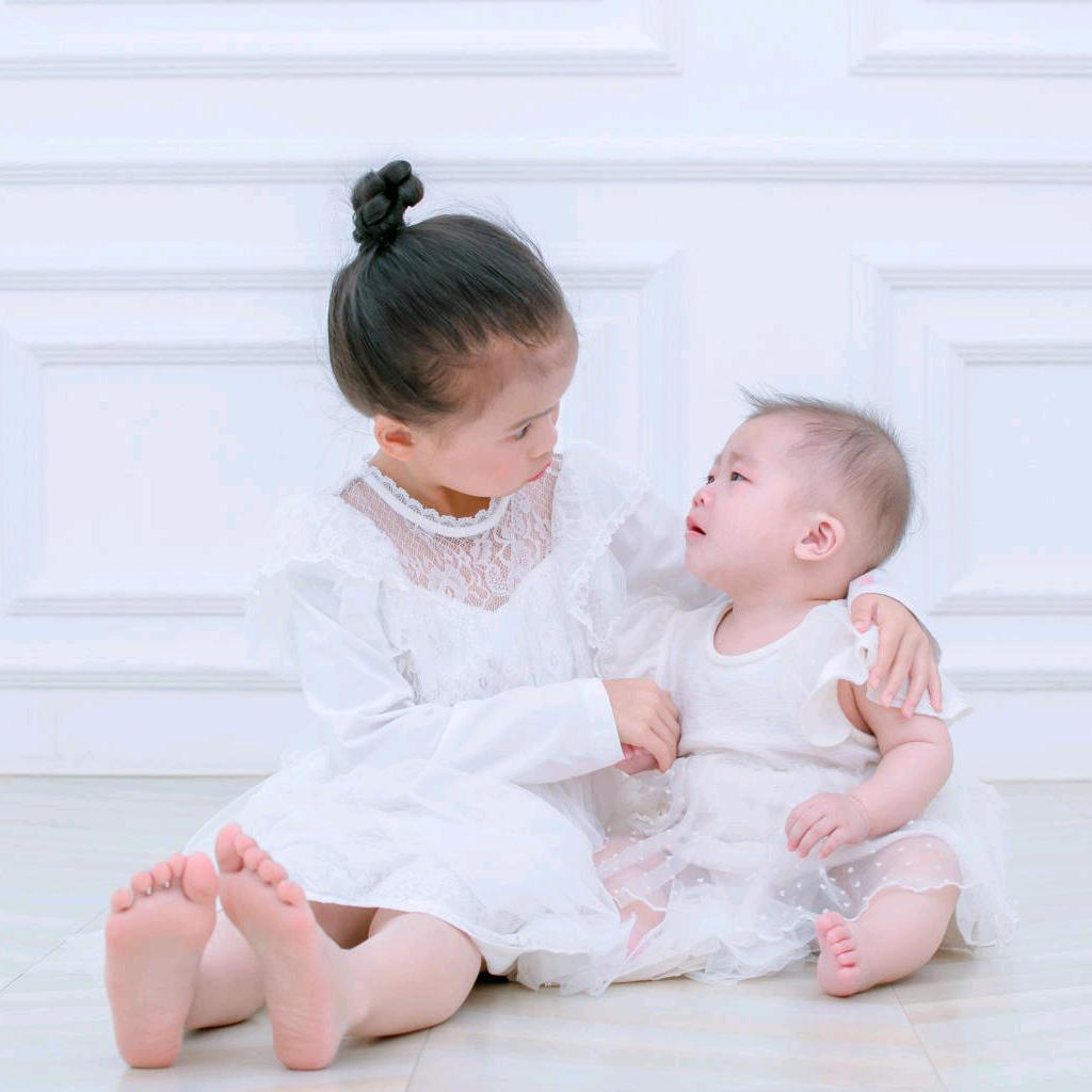 何以……