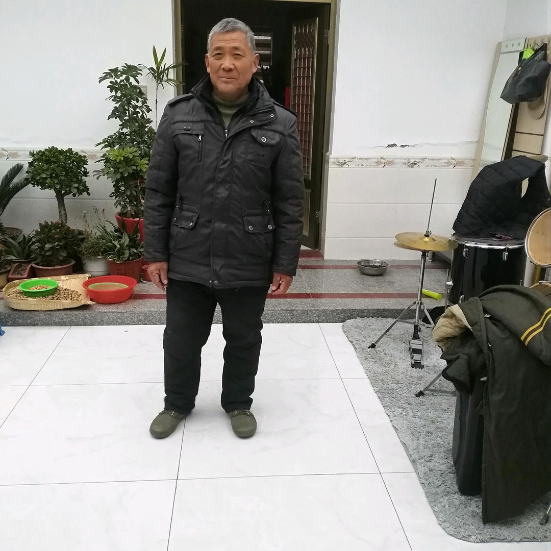 董安俊
