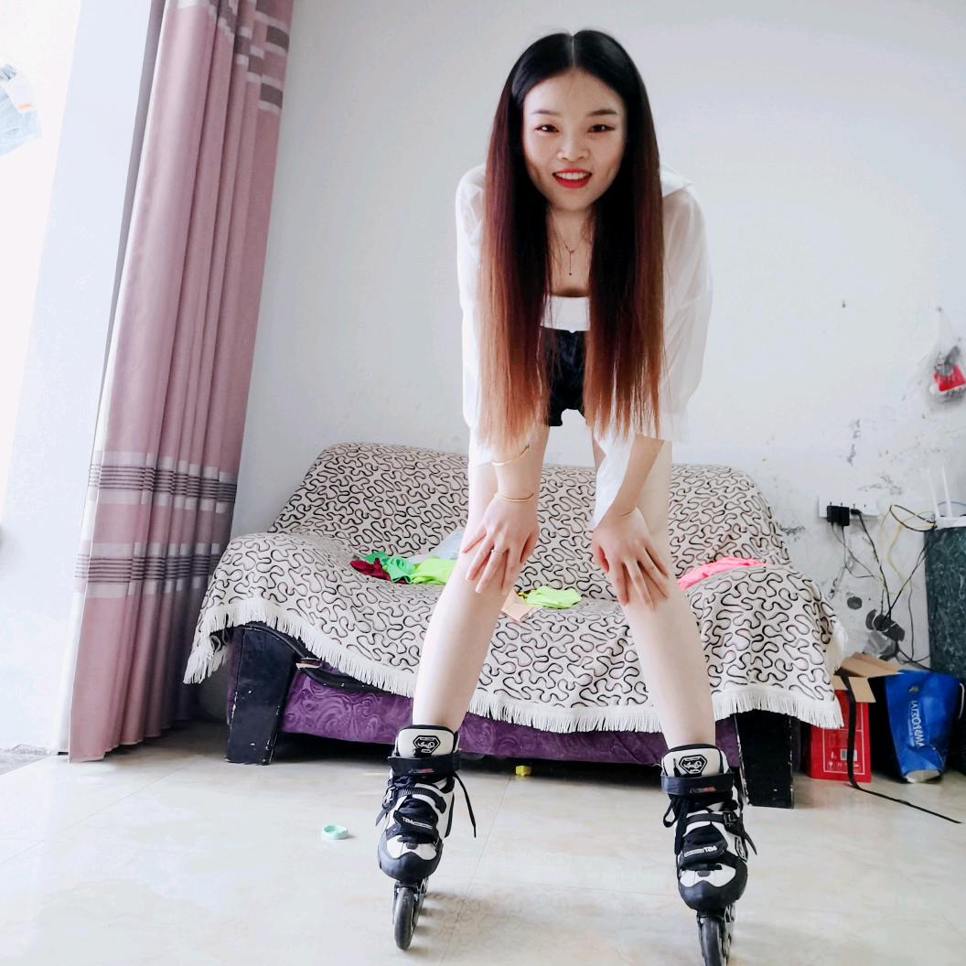 炫舞轮滑--婷婷教练