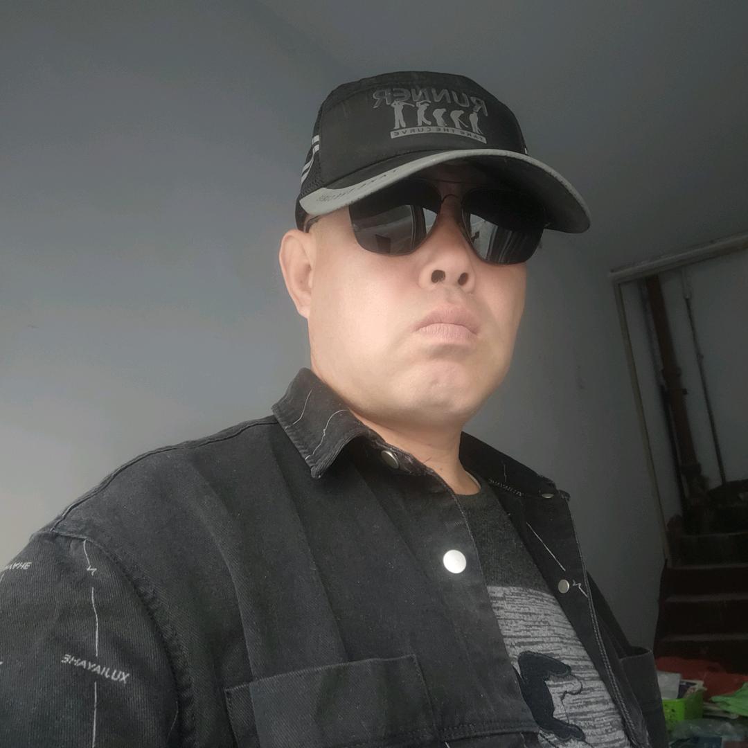 吕