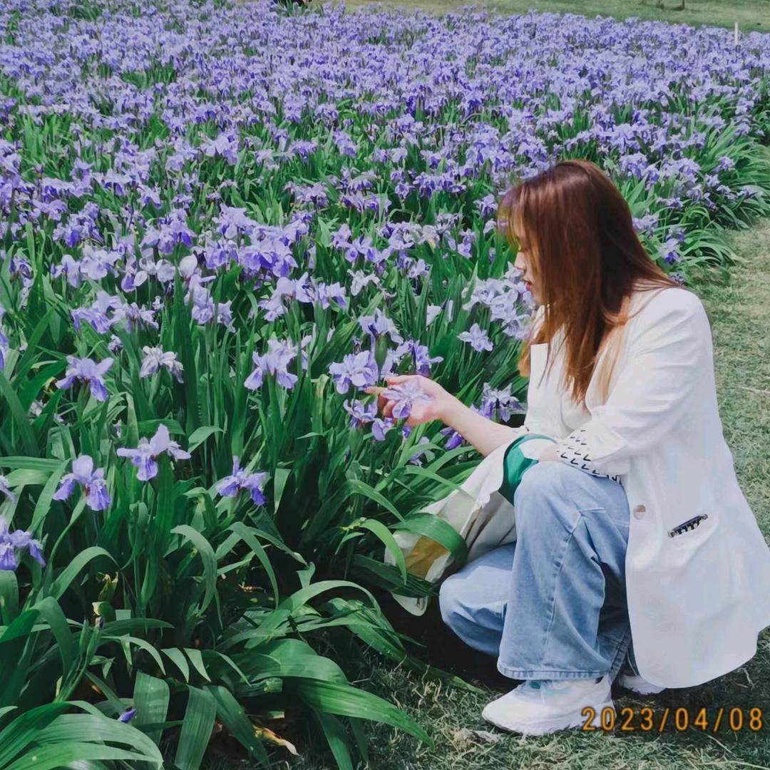 浅浅一笑d(ŐдŐ๑)