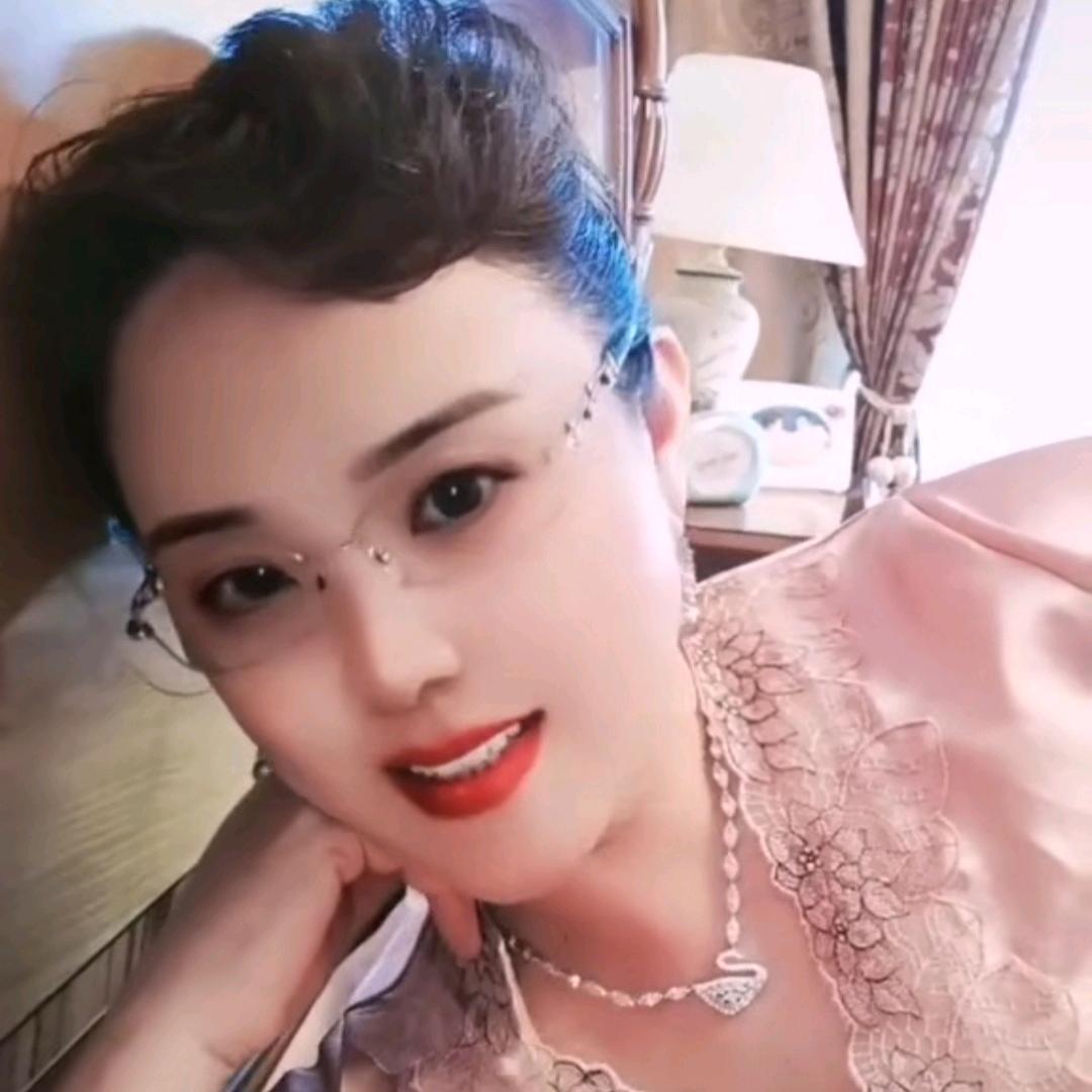 彩云追月