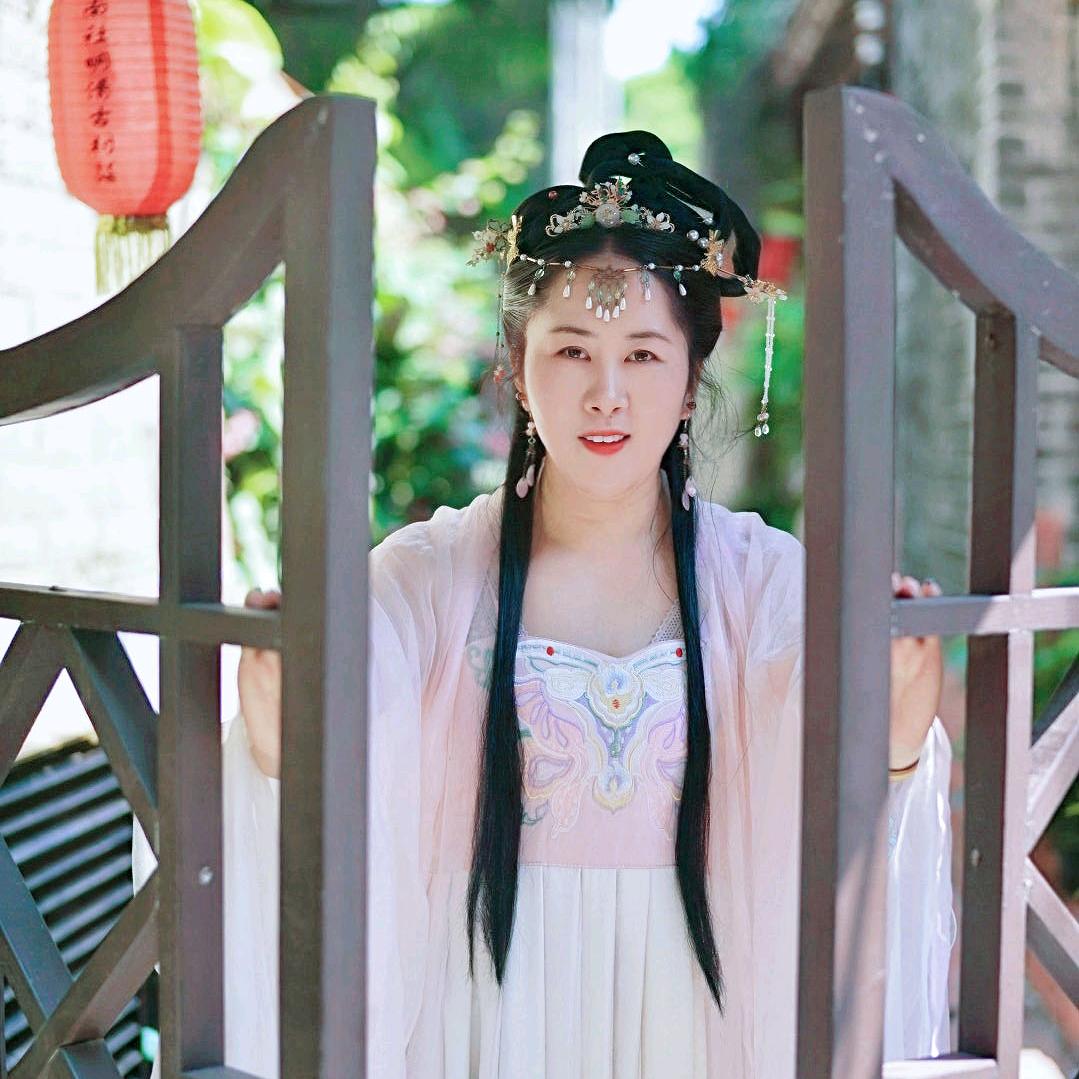 弹簧线厂家^_^爱跳舞的^_^弹簧妹妹