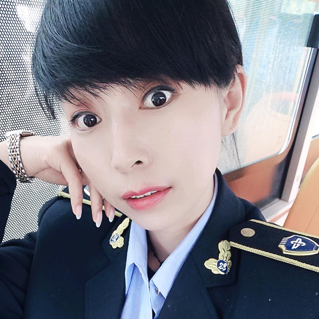 西安  公交小姐姐💁