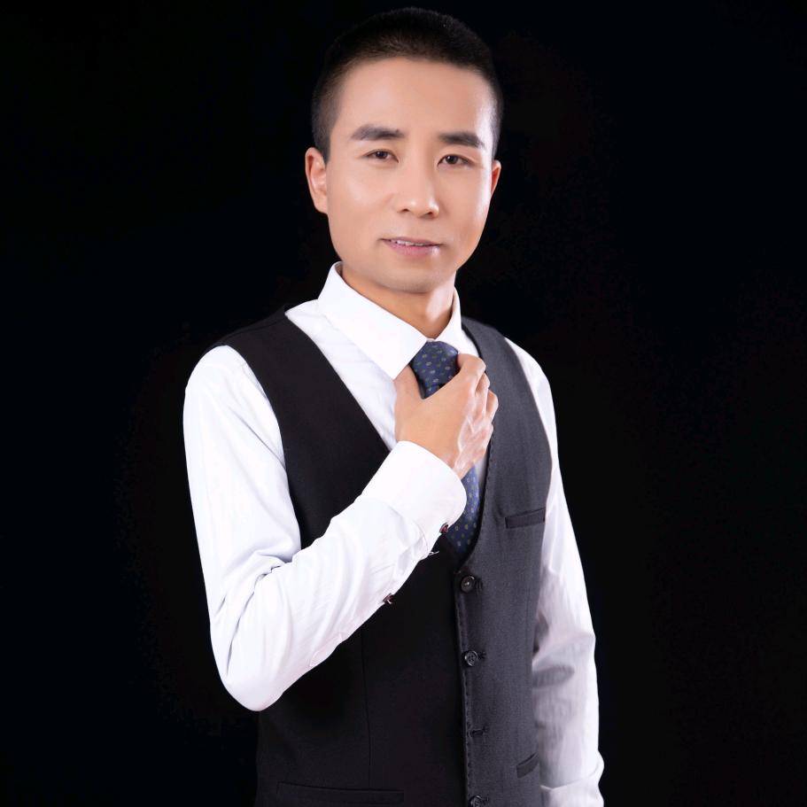 艾之初翔宇