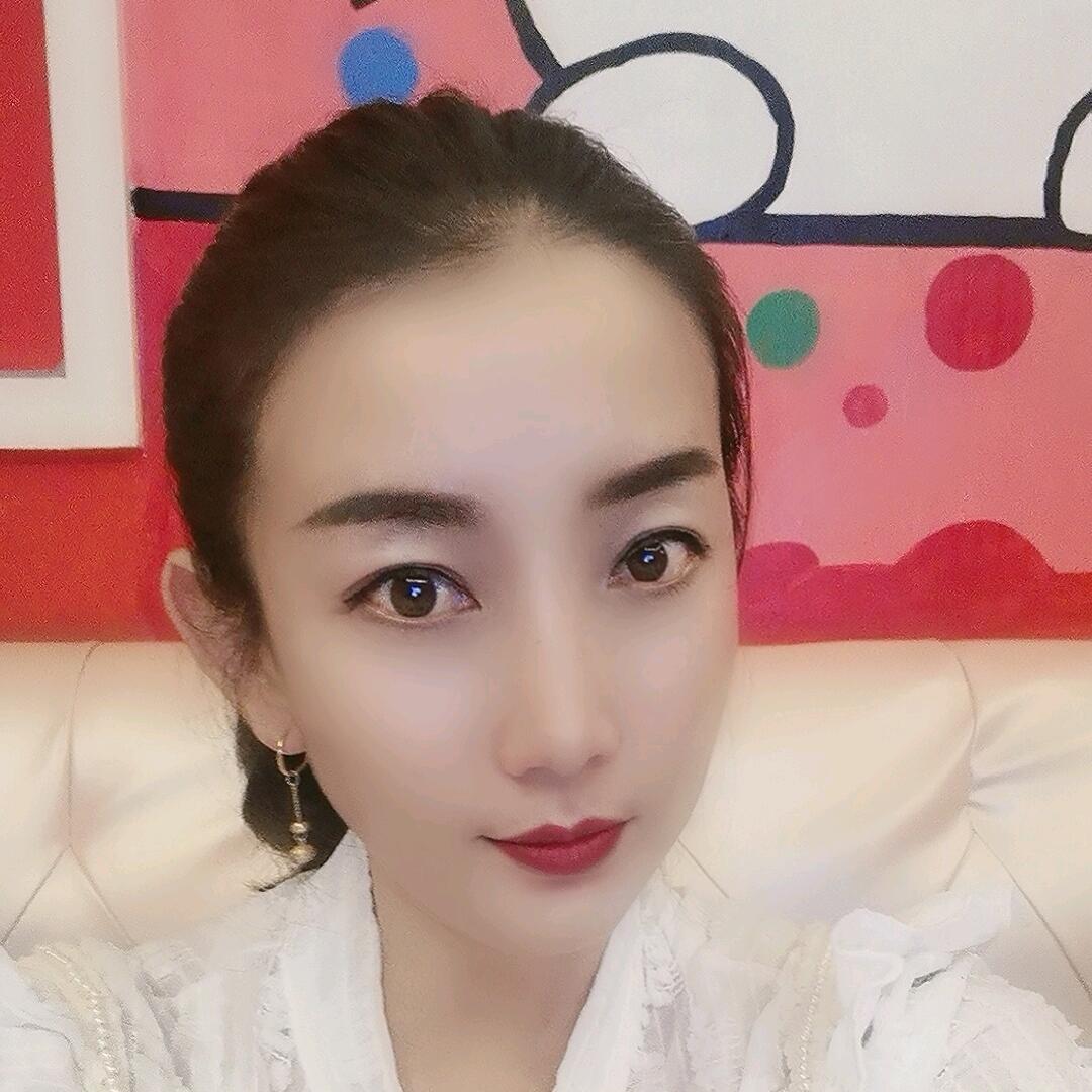 韩彩艳时尚小铺