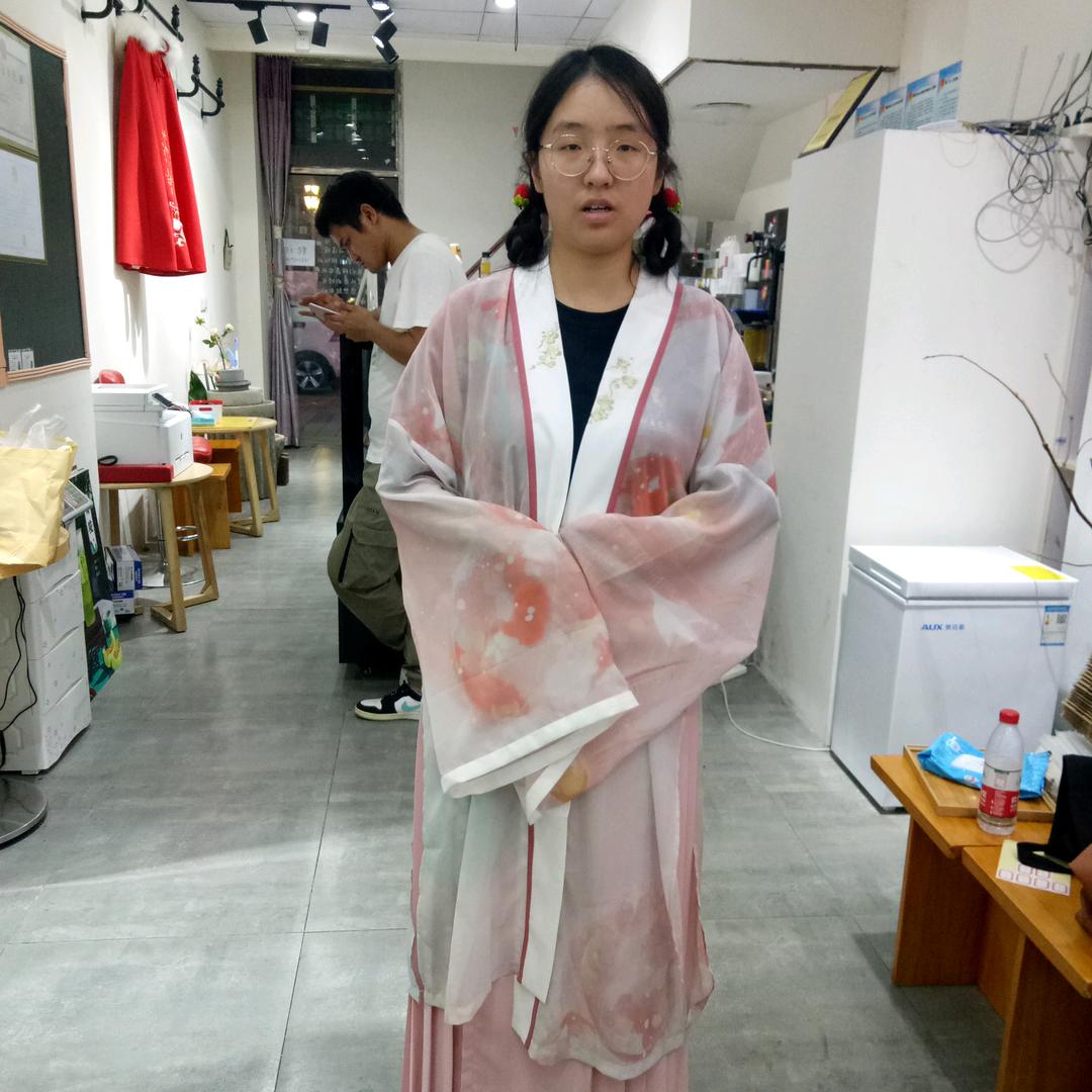 丽莉
