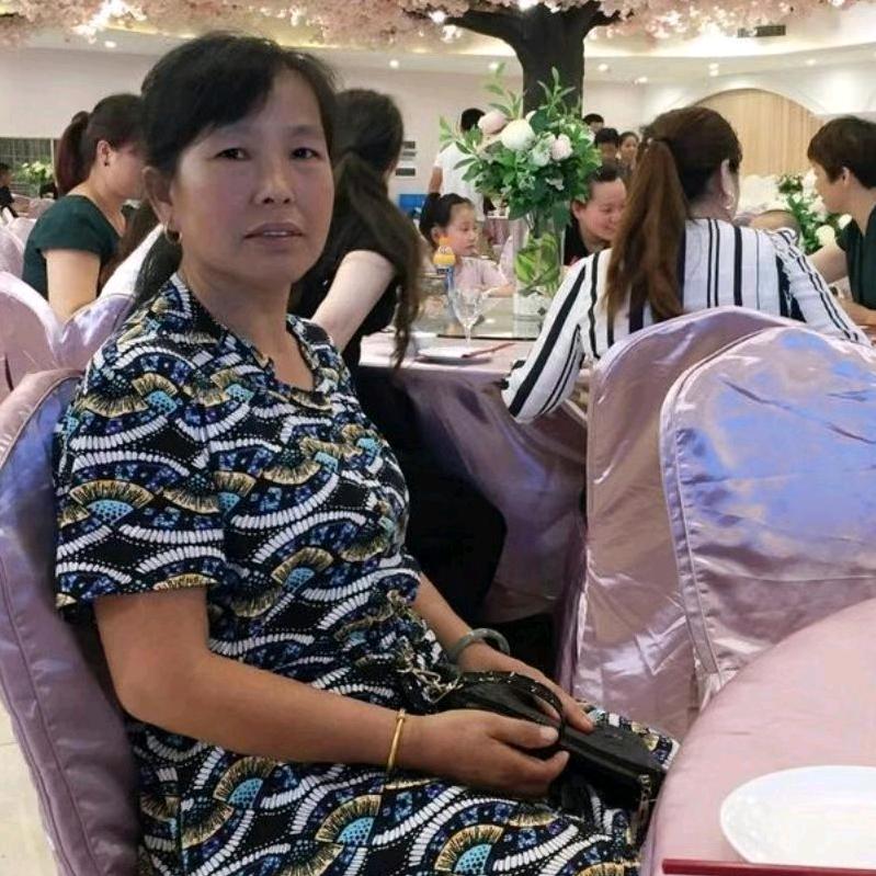 乡下大妈