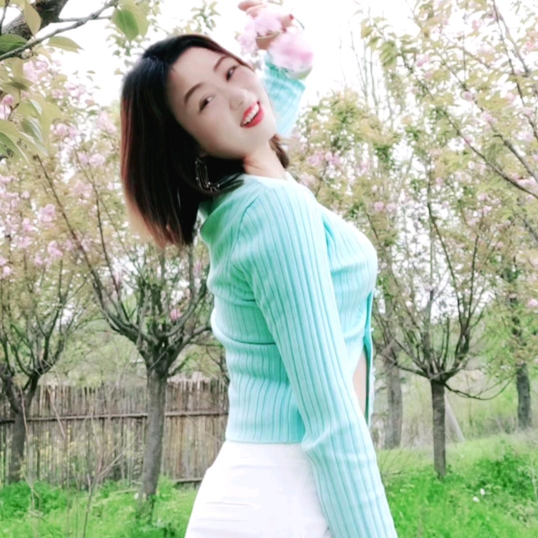 @💋💋杨八妹🌹🌹🌹