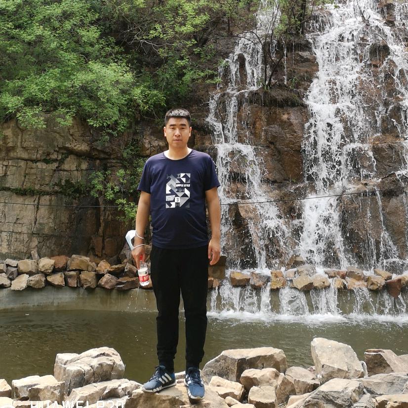 爱吃鱼🐟