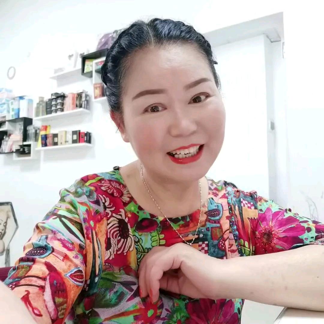 开心的萍萍