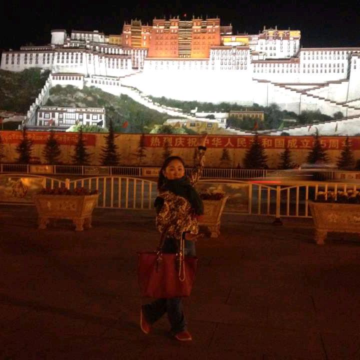 蒙古舞姑娘…昌吉，高娃舞蹈