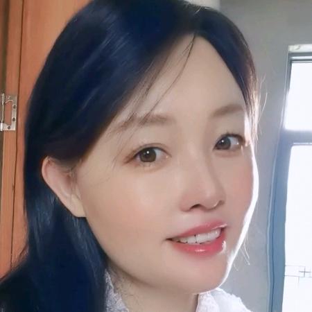 英子